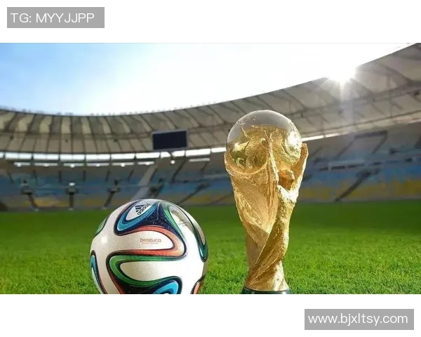 当球星落泪足球场上演绎人性光辉与激情交织瞬间