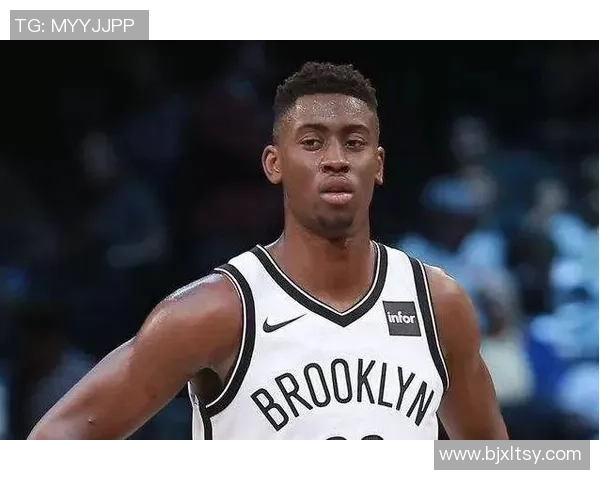 哈莱德足球生涯回顾与个人成就全解析 图片见证他的辉煌瞬间 哈莱德足球生涯回顾与个人成就全解析 图片见证他的辉煌瞬间