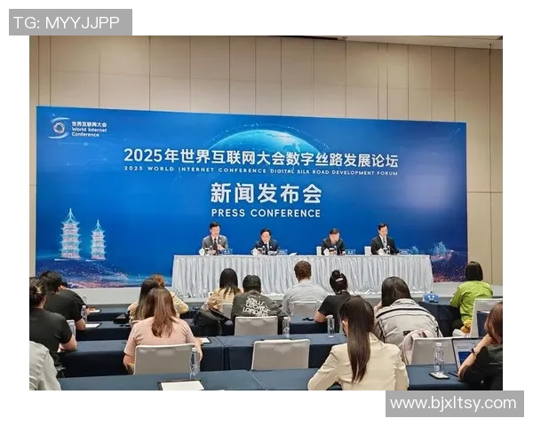 聚焦全球顶级球星加盟足球队伍的实力对比与未来发展趋势分析 聚焦全球顶级球星加盟足球队伍的实力对比与未来发展趋势分析