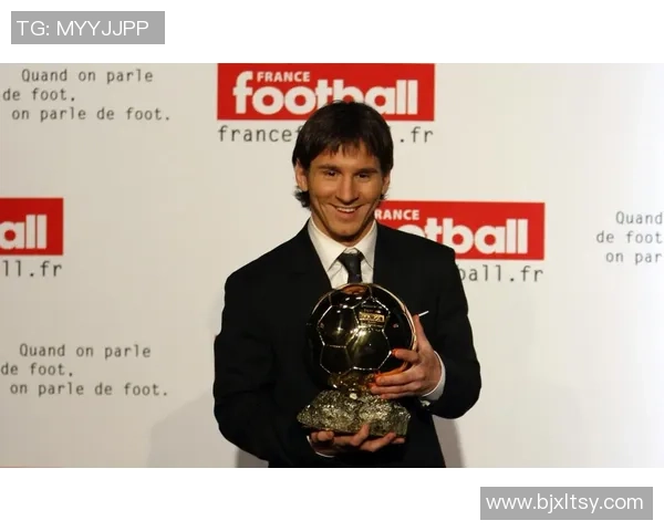 足球巨星全解析:个人资料、职业生涯与荣誉成就详尽记录 足球巨星全解析:个人资料、职业生涯与荣誉成就详尽记录